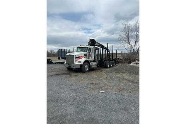 2013 Kenworth T-800 Log Truck